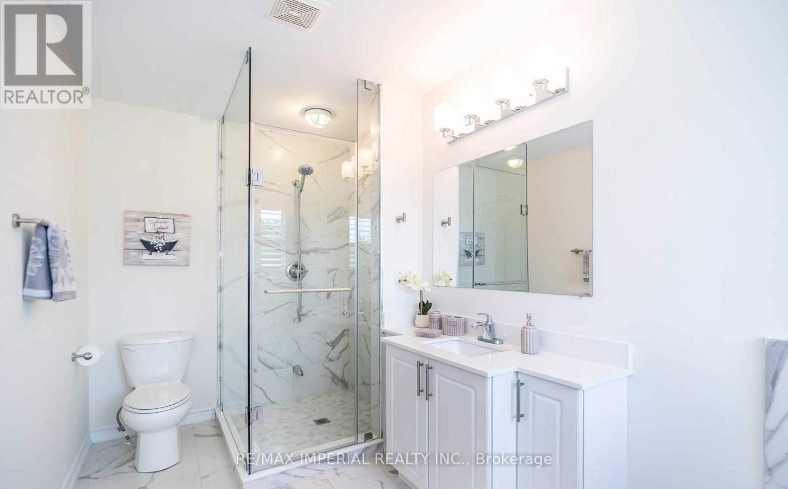 65 All Points Drive, Whitchurch-Stouffville, Ontario  L4A 0W5 - Photo 12 - N13840458