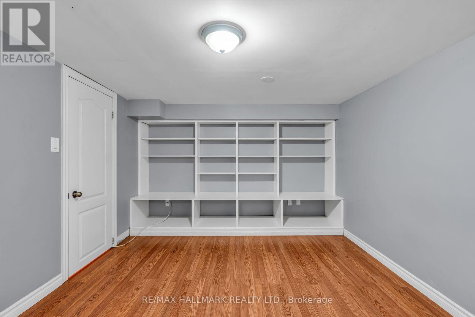 65 Kirknewton Road, Toronto, Ontario  M6E 3X9 - Photo 24 - W13840476