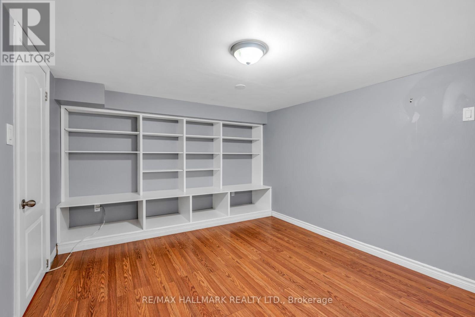 65 Kirknewton Road, Toronto, Ontario  M6E 3X9 - Photo 25 - W13840476