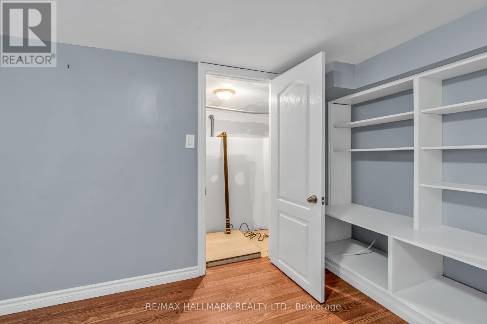 65 Kirknewton Road, Toronto, Ontario  M6E 3X9 - Photo 29 - W13840476