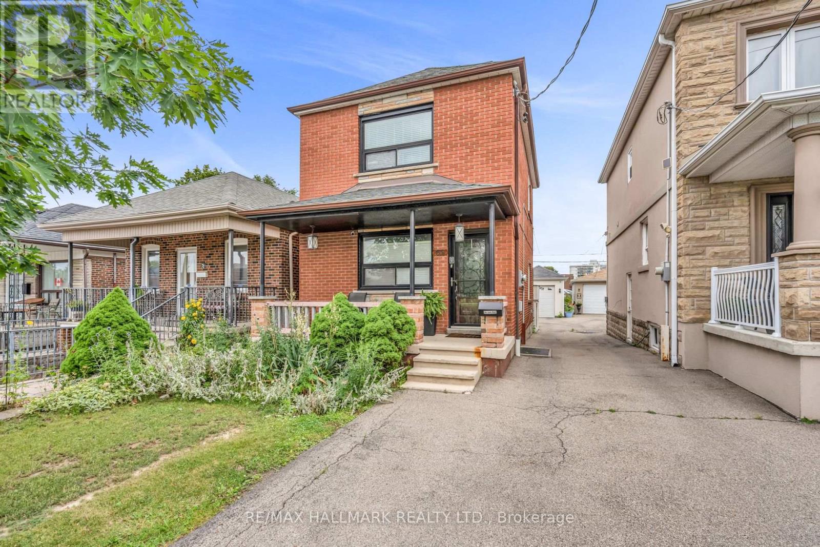 65 Kirknewton Road, Toronto, Ontario  M6E 3X9 - Photo 33 - W13840476