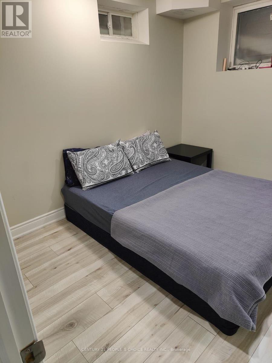 Bsmnt - 40 Fordham Road, Brampton, Ontario  L6Y 6K2 - Photo 5 - W13840506