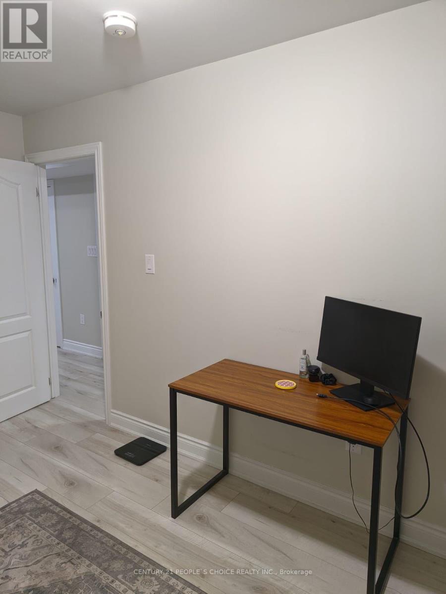 Bsmnt - 40 Fordham Road, Brampton, Ontario  L6Y 6K2 - Photo 6 - W13840506