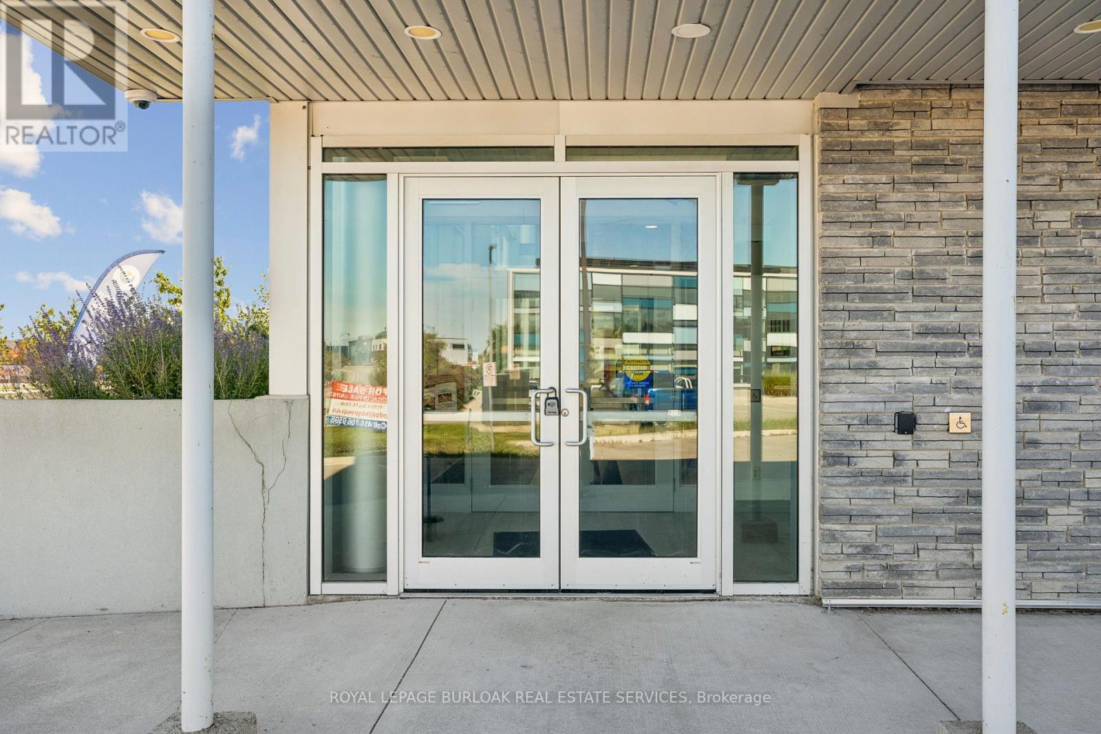 205-206 - 4645 Palladium Way, Burlington, Ontario  L7M 0W9 - Photo 2 - W13840540