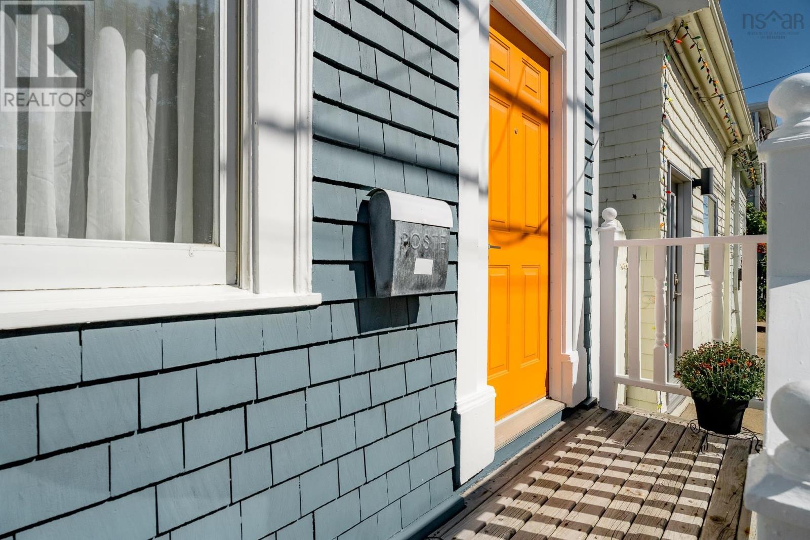 2365 Agricola Street, Halifax, Nova Scotia  B3K 4B7 - Photo 2 - 202623439