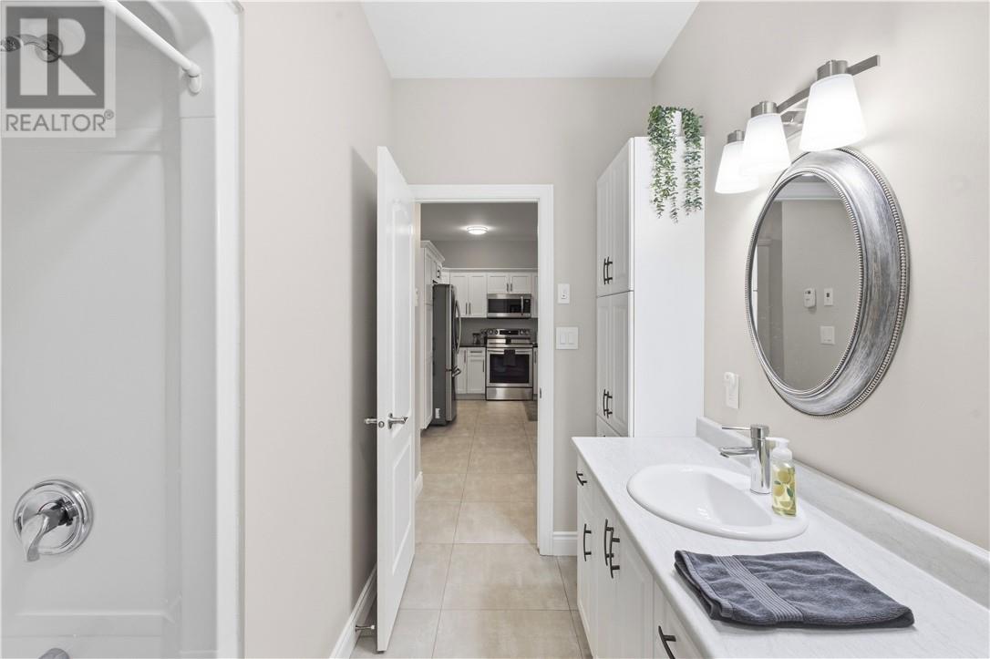 2512 Parkview Drive Unit# D11, Azilda, Ontario  P0M 1B0 - Photo 18 - 2130610