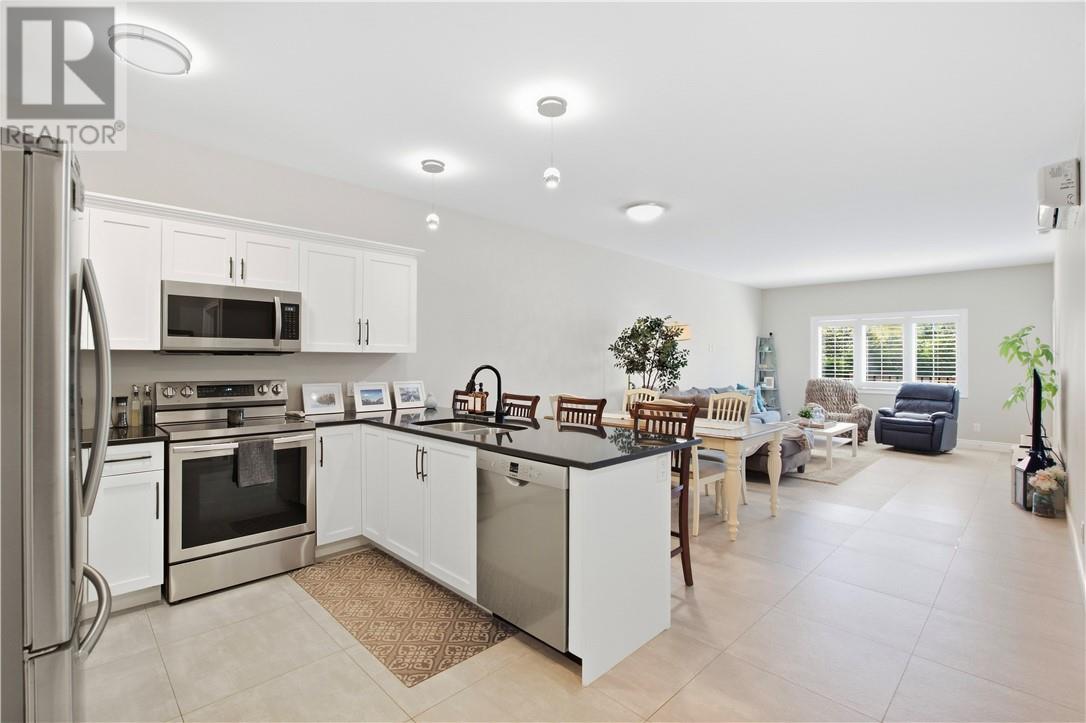 2512 Parkview Drive Unit# D11, Azilda, Ontario  P0M 1B0 - Photo 4 - 2130610