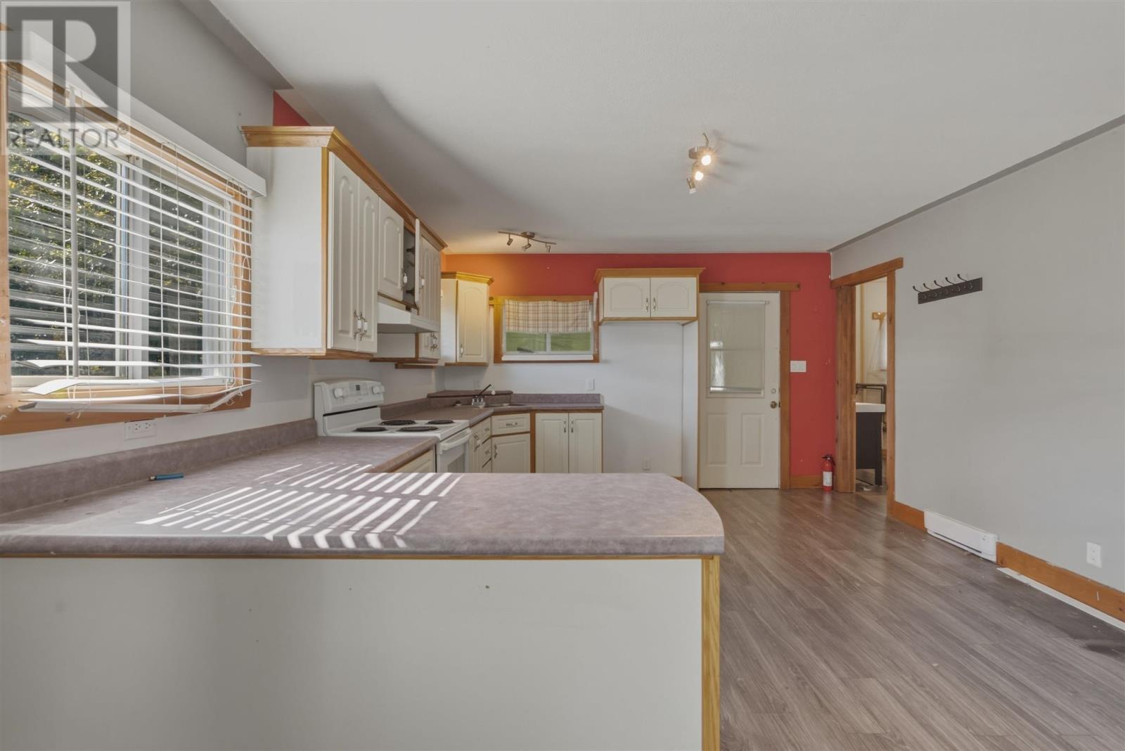 42 Spanish St, Spanish, Ontario  P0P 2A0 - Photo 6 - SM262700