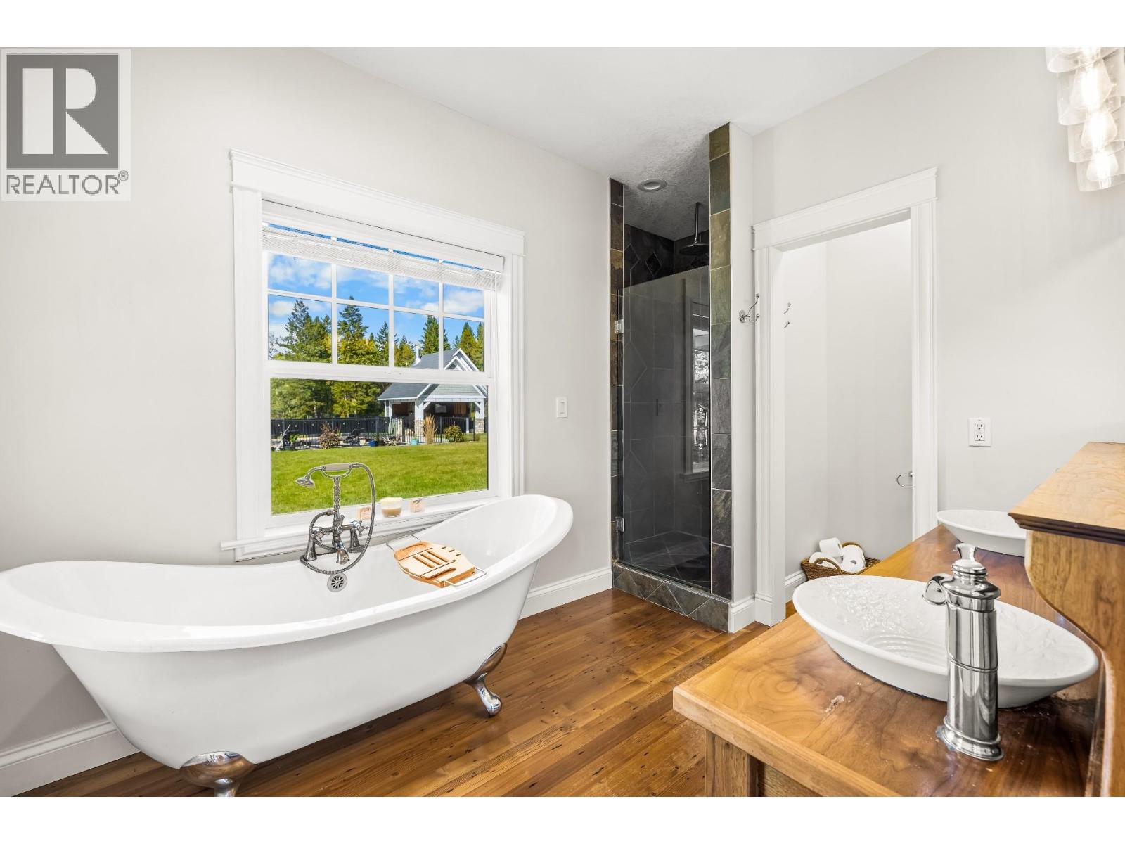 4390 40th Street, Creston, British Columbia  V0B 1C1 - Photo 6 - 10401921