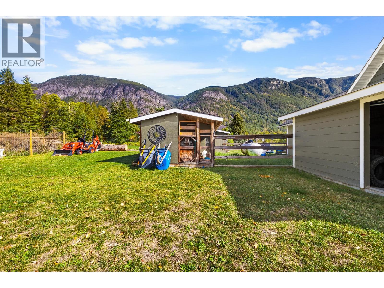 4390 40th Street, Creston, British Columbia  V0B 1C1 - Photo 25 - 10401921