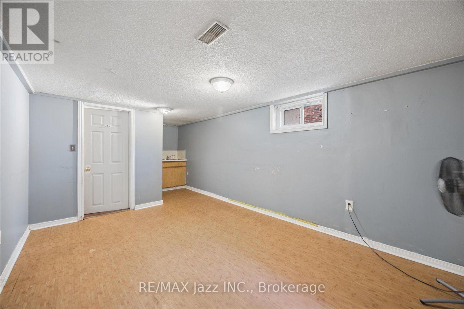 315 Cadillac Avenue S, Oshawa, Ontario  L1H 5Z9 - Photo 11 - E13840718