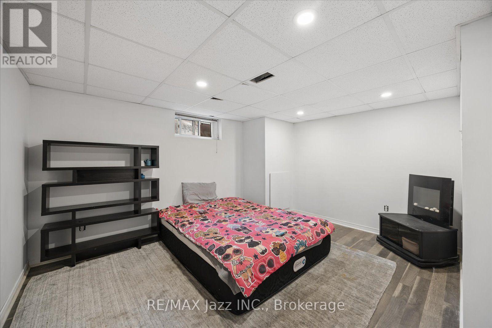 315 Cadillac Avenue S, Oshawa, Ontario  L1H 5Z9 - Photo 12 - E13840718