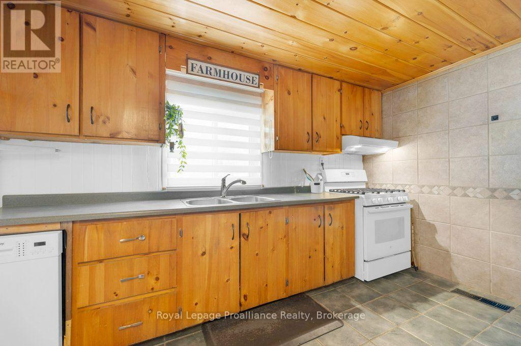 369 5th Concession Rd S Road, Addington Highlands, Ontario  K0H 1P0 - Photo 12 - X13840610