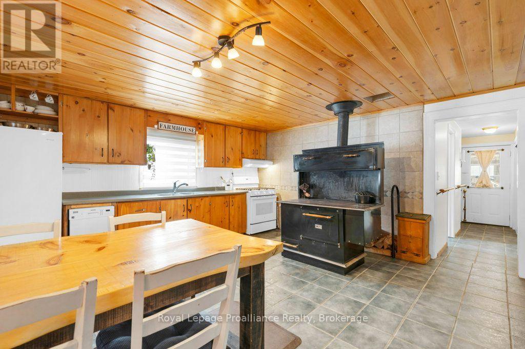 369 5th Concession Rd S Road, Addington Highlands, Ontario  K0H 1P0 - Photo 9 - X13840610