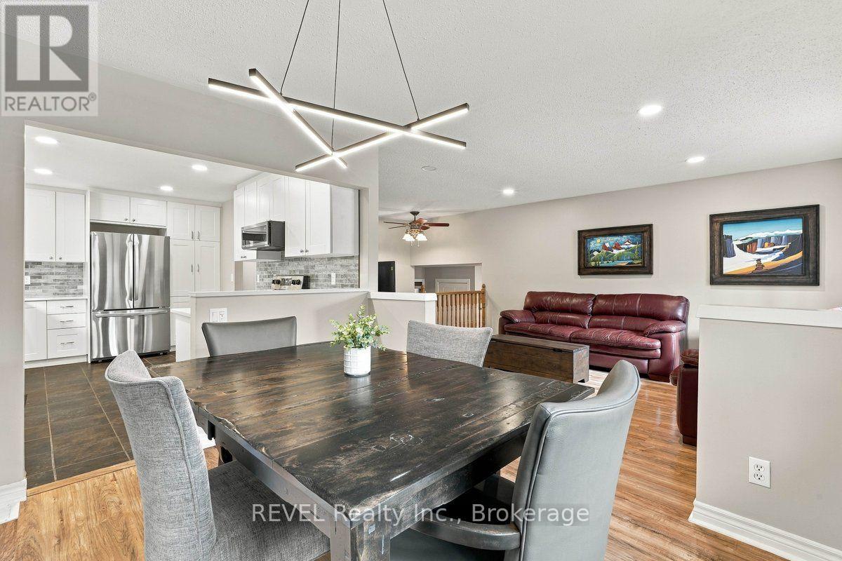 92 Maple Drive, Belleville, Ontario  K8P 2R2 - Photo 10 - X13840698