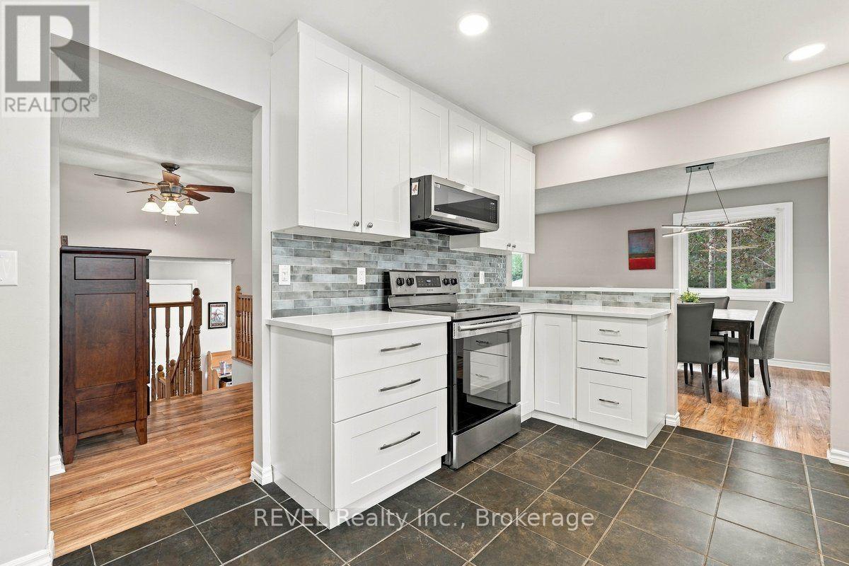92 Maple Drive, Belleville, Ontario  K8P 2R2 - Photo 14 - X13840698