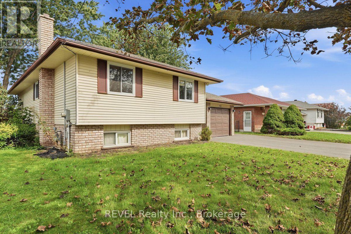 92 Maple Drive, Belleville, Ontario  K8P 2R2 - Photo 3 - X13840698