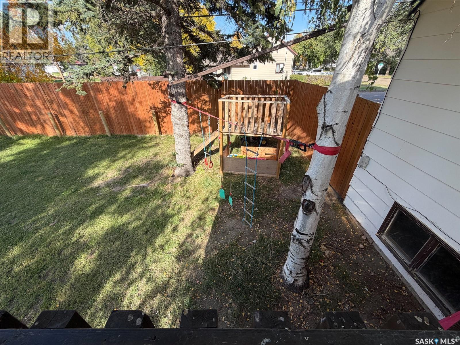 200 3rd Street E, Ponteix, Saskatchewan  S0N 1Z0 - Photo 59 - SK049895