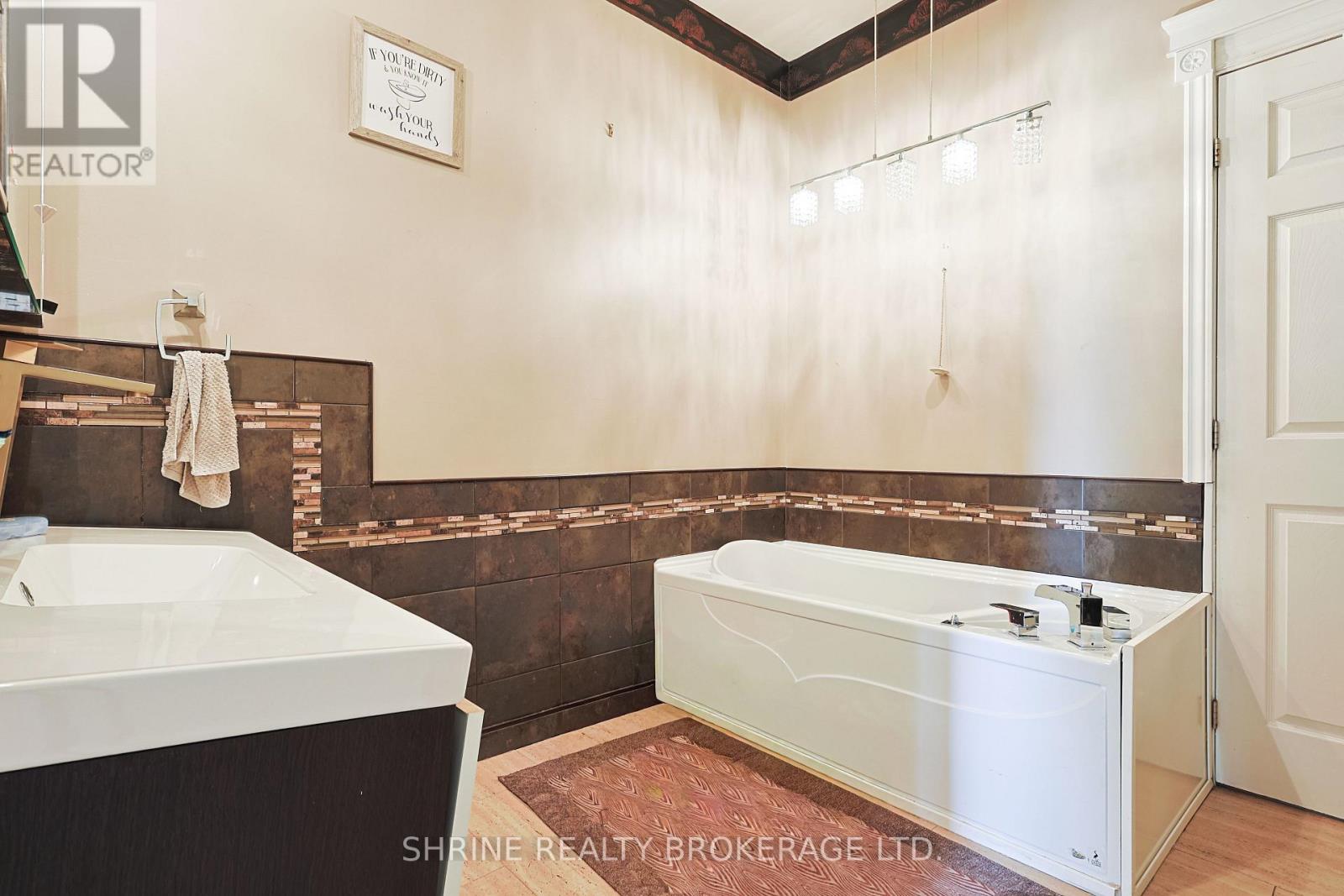 7 Dengate Crescent, London East, Ontario  N5W 1V7 - Photo 17 - X13840608