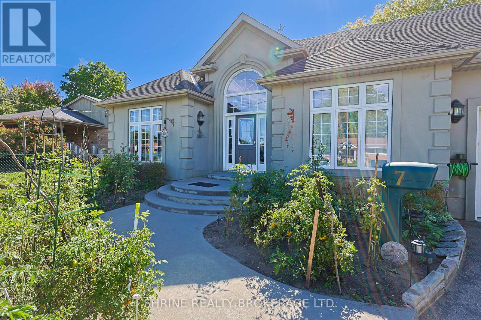 7 Dengate Crescent, London East, Ontario  N5W 1V7 - Photo 7 - X13840608
