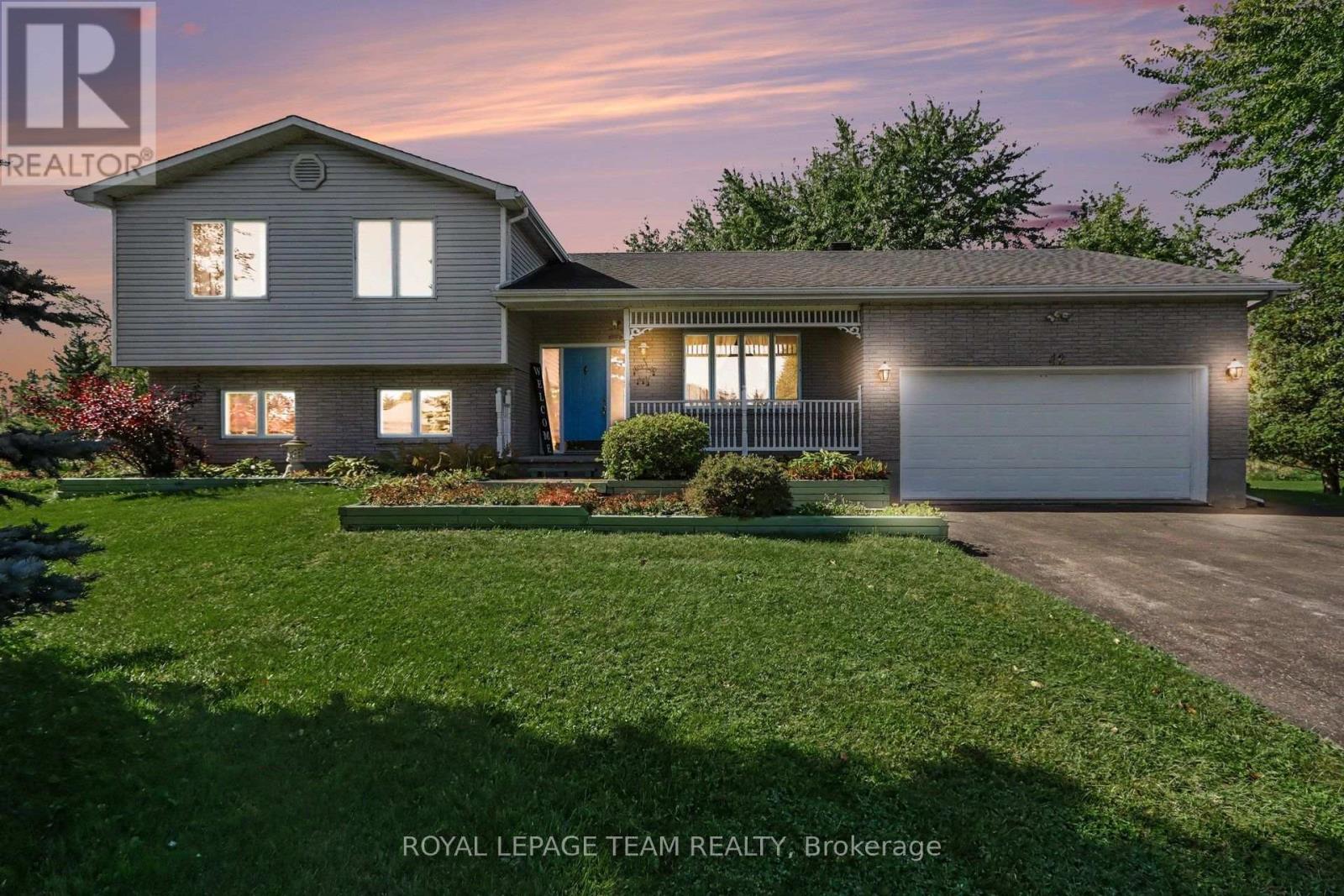 42 COLONEL DRIVE, North Grenville, Ontario