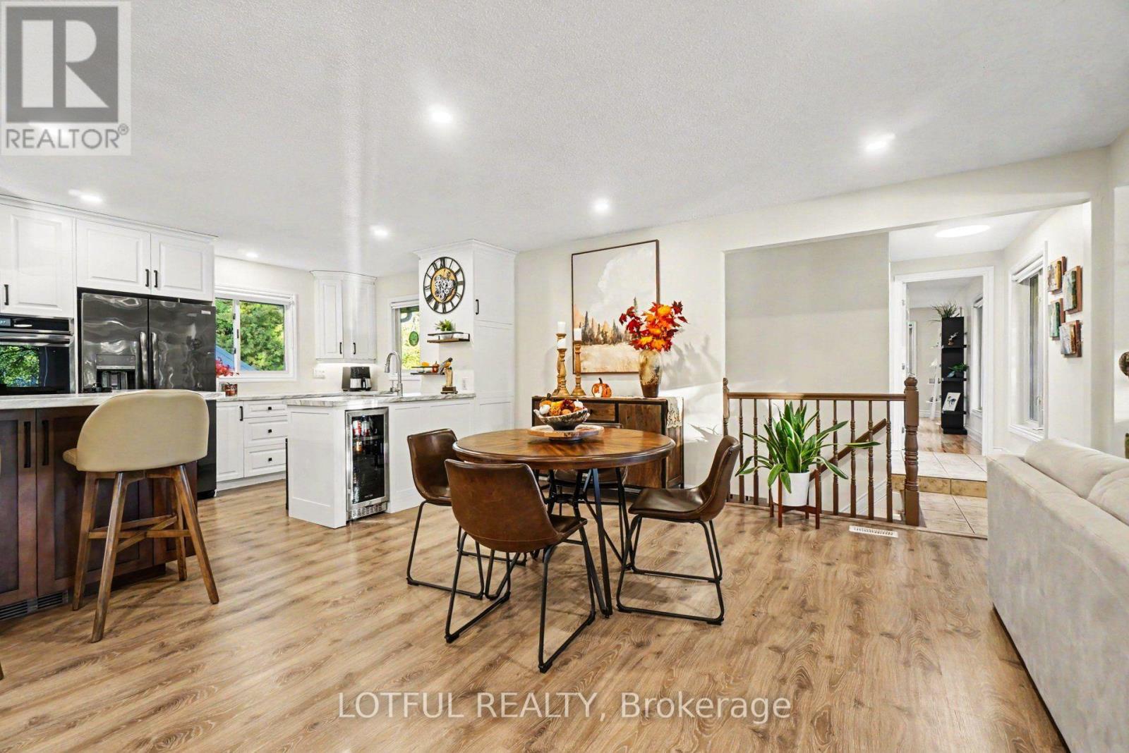 2420 Pine Avenue, Ottawa, Ontario K4M 1B4 - Photo 5 - X13840768