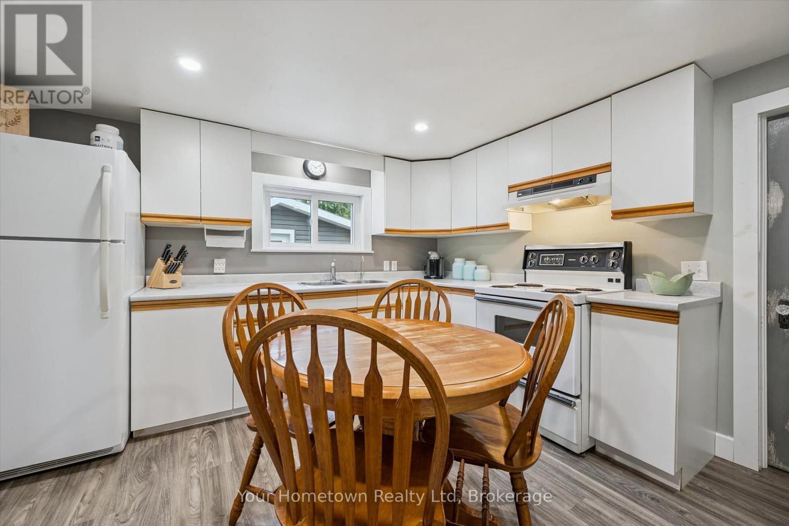 320 Garafraxa Street E, Centre Wellington, Ontario N1M 1E3 - Photo 14 - X13840752