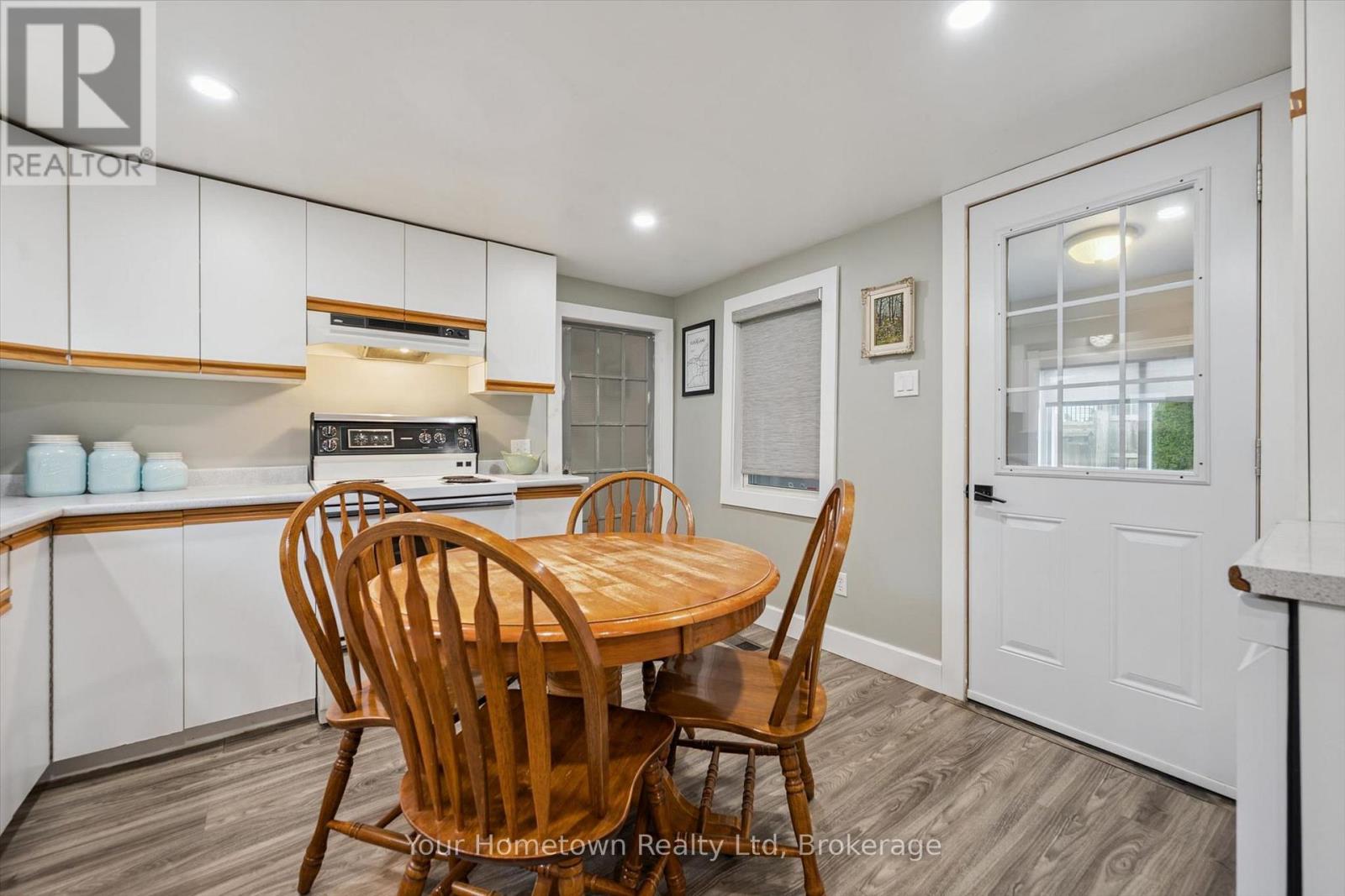 320 Garafraxa Street E, Centre Wellington, Ontario N1M 1E3 - Photo 16 - X13840752
