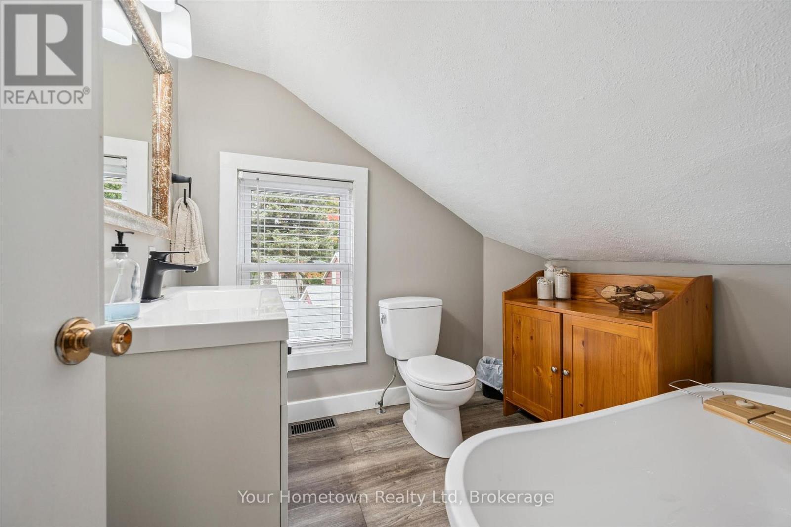 320 Garafraxa Street E, Centre Wellington, Ontario N1M 1E3 - Photo 24 - X13840752