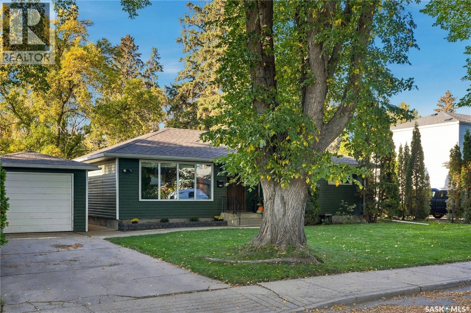 20 Pinder Crescent, Saskatoon, Saskatchewan  S7J 2K8 - Photo 2 - SK049851