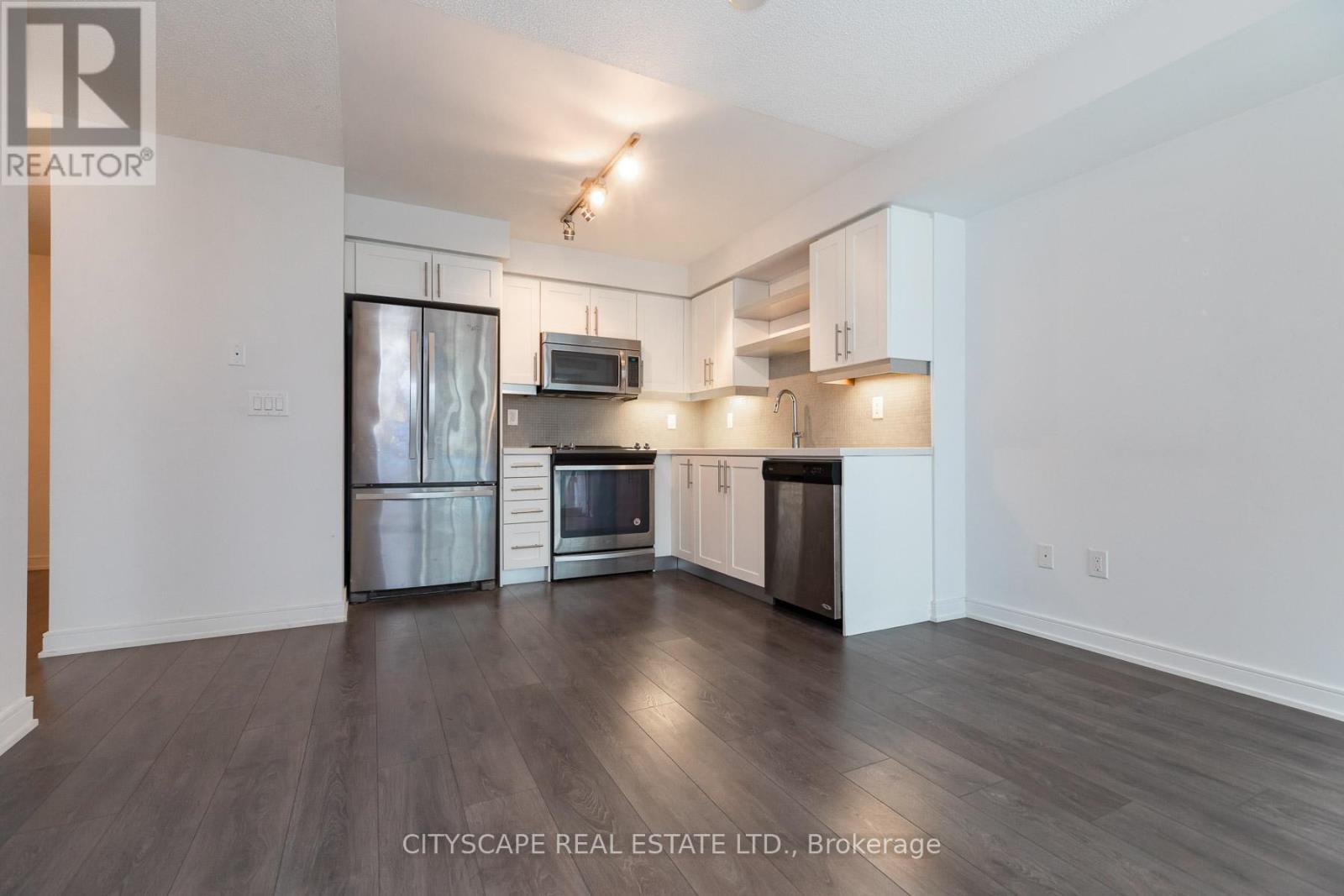 702 - 525 Adelaide Street W, Toronto, Ontario  M5V 1T6 - Photo 2 - C13840562