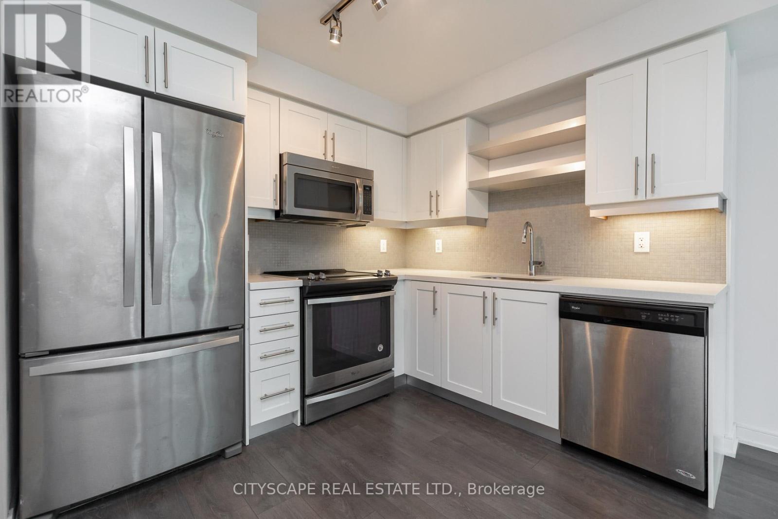 702 - 525 Adelaide Street W, Toronto, Ontario  M5V 1T6 - Photo 4 - C13840562