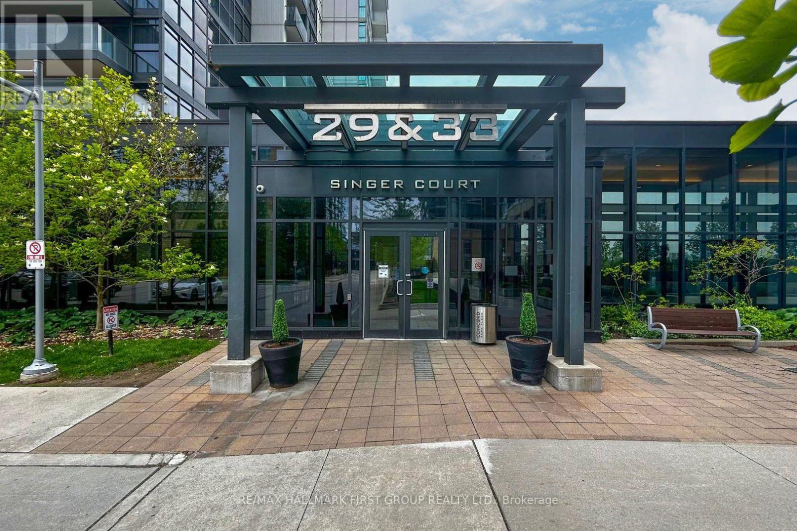 1615 - 29 Singer Court, Toronto, Ontario  M2K 0B3 - Photo 2 - C13840574
