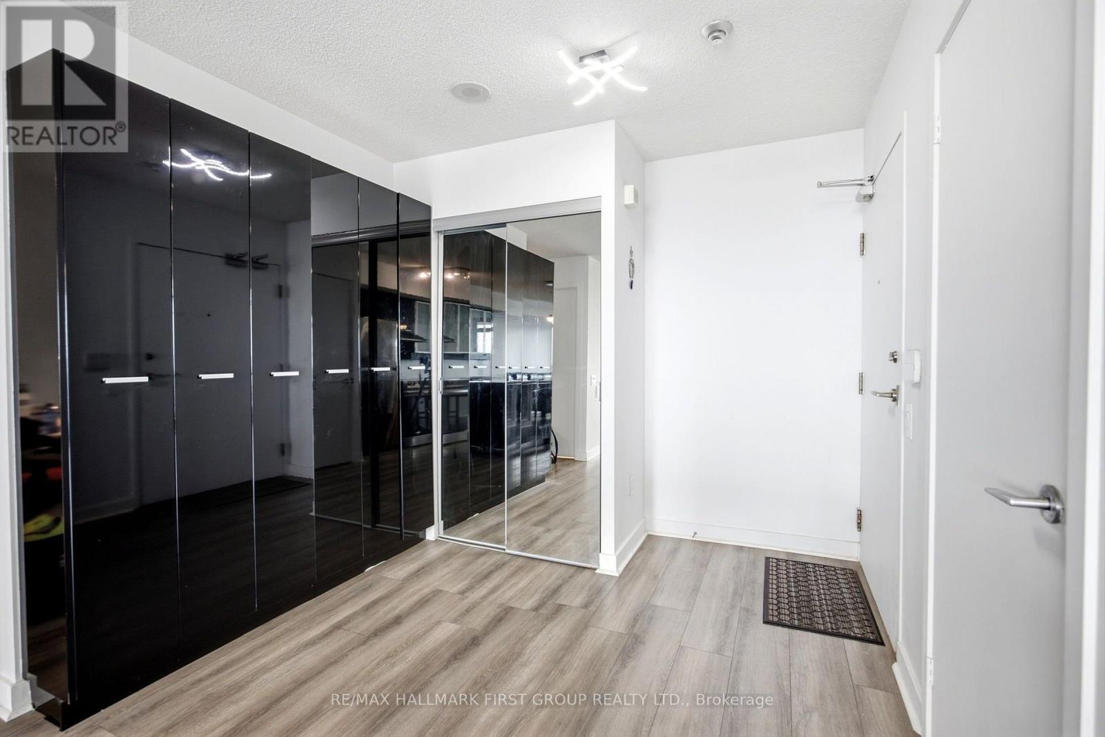 1615 - 29 Singer Court, Toronto, Ontario  M2K 0B3 - Photo 4 - C13840574