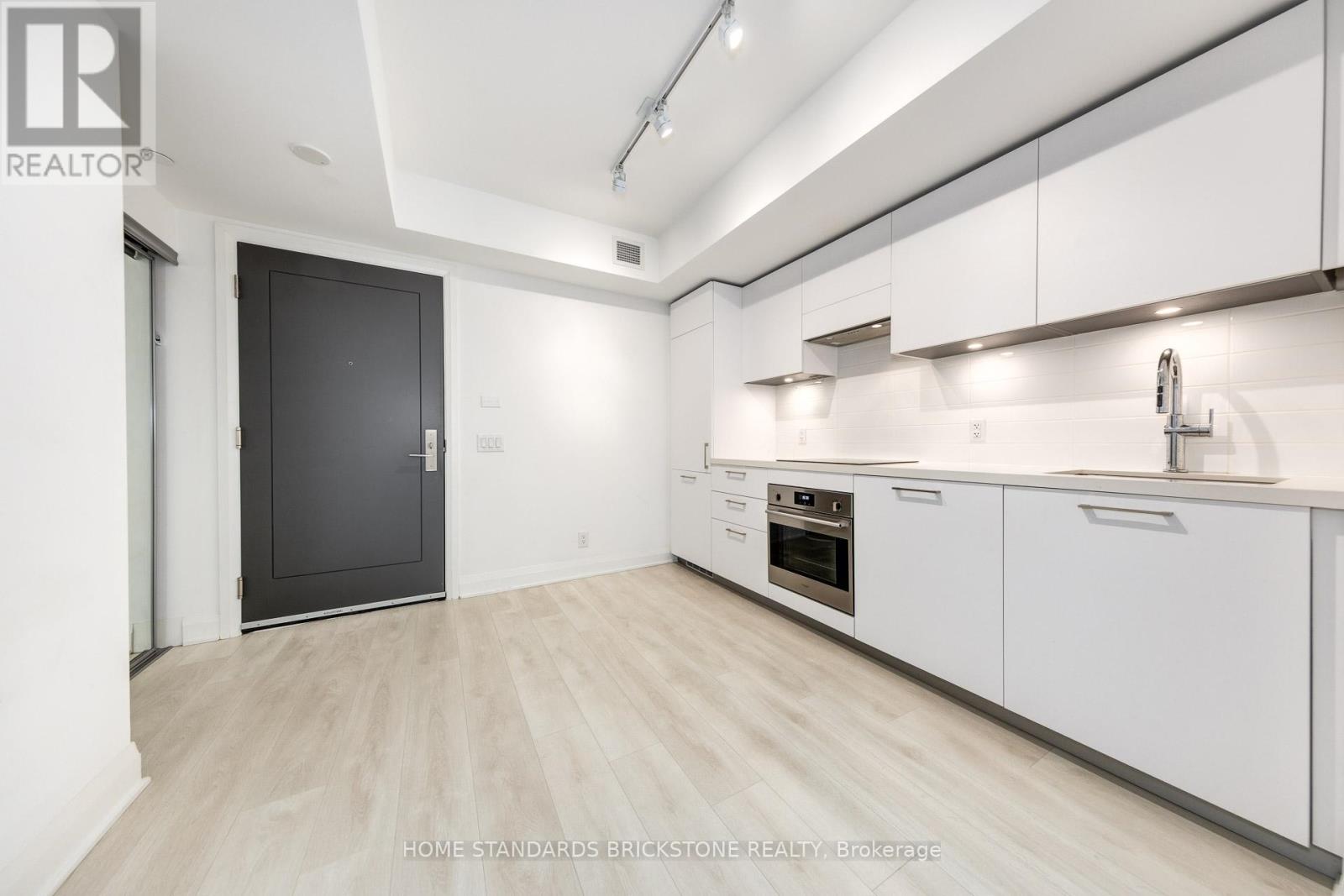 429 - 33 Frederick Todd Way, Toronto, Ontario  M4G 0C9 - Photo 4 - C13840598