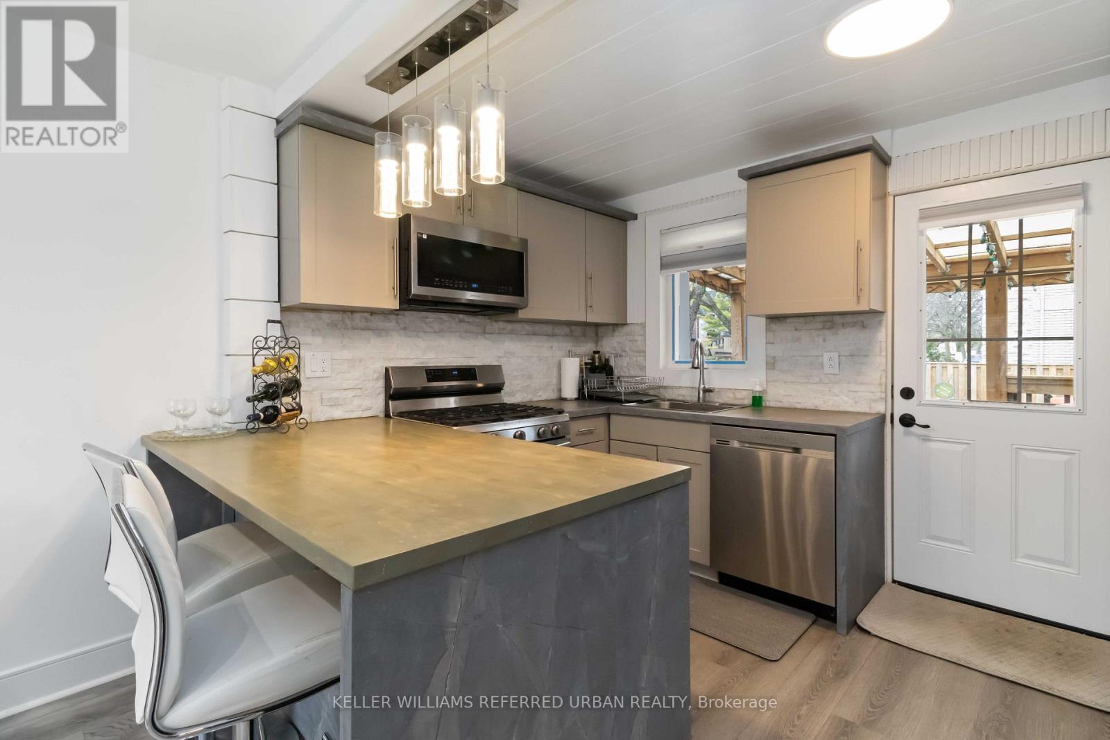 310 Senlac Road, Toronto, Ontario  M2R 1R1 - Photo 5 - C13840646