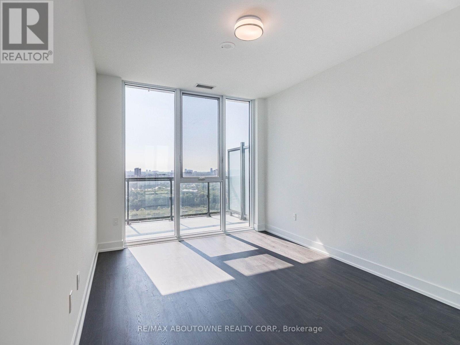 2208 - 30 Inn On The Park Drive, Toronto, Ontario M3C 0P7 - Photo 16 - C13840760