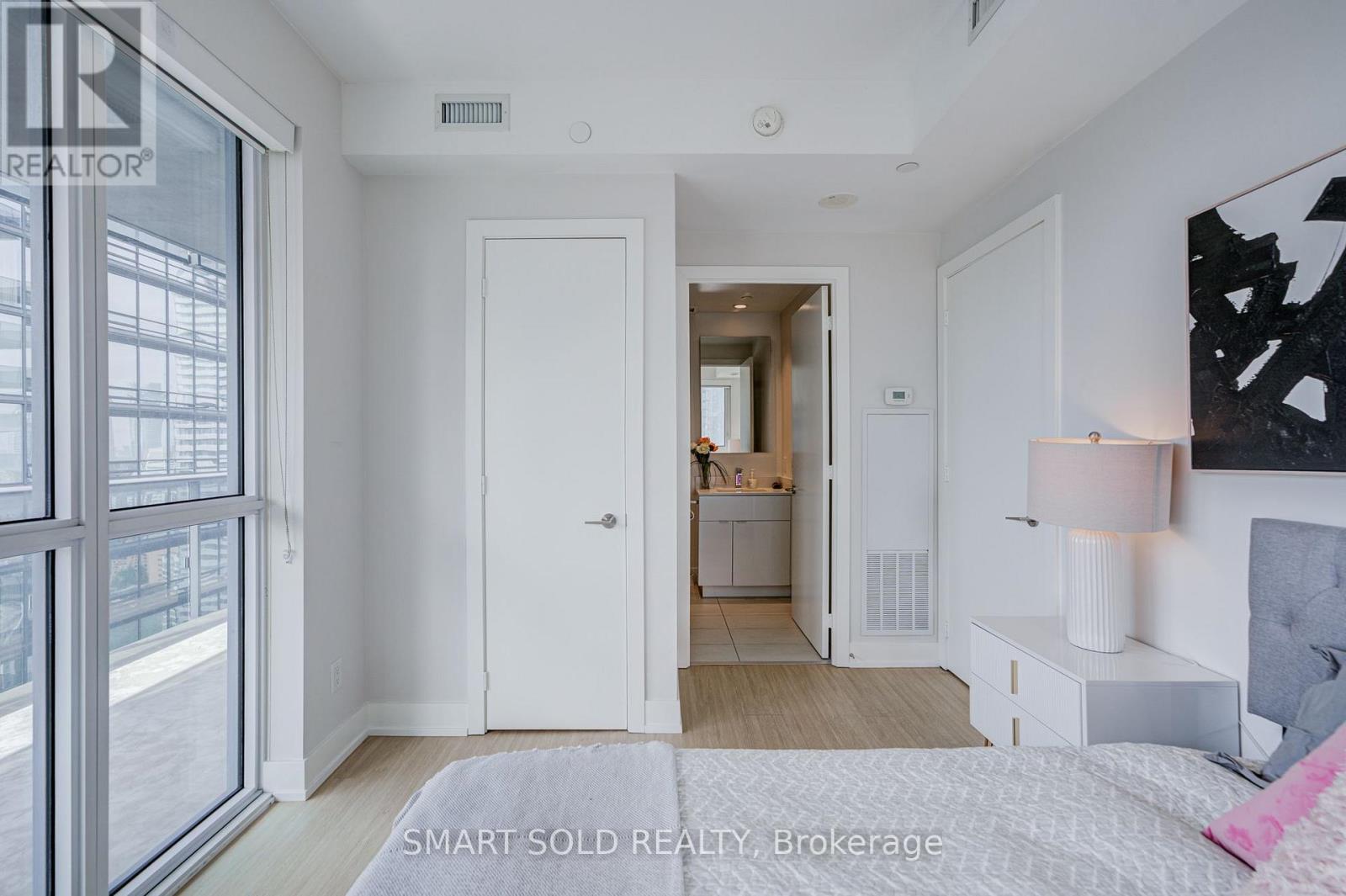 3211 - 7 Grenville Street, Toronto, Ontario  M4Y 0E9 - Photo 15 - C13840796