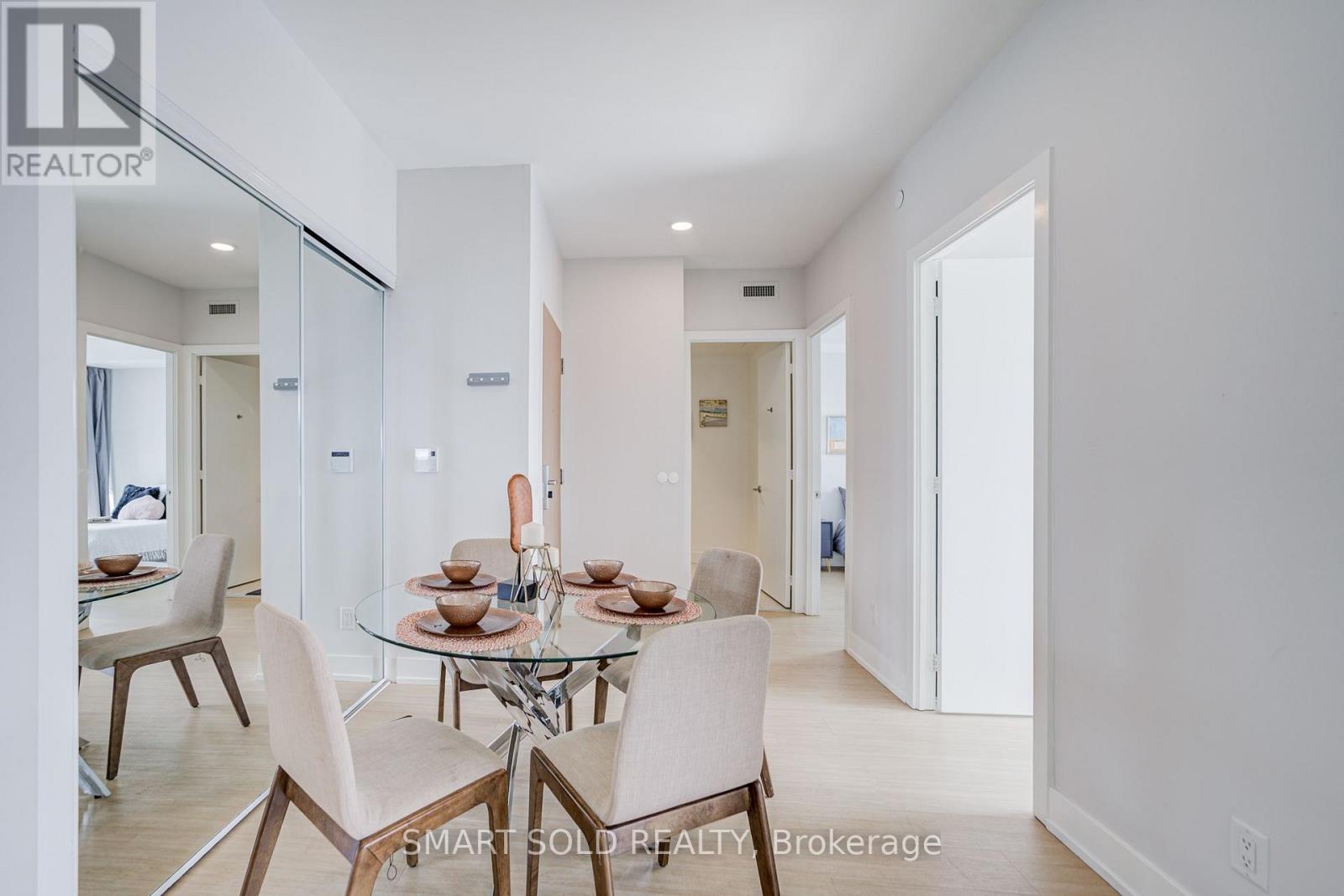 3211 - 7 Grenville Street, Toronto, Ontario  M4Y 0E9 - Photo 4 - C13840796