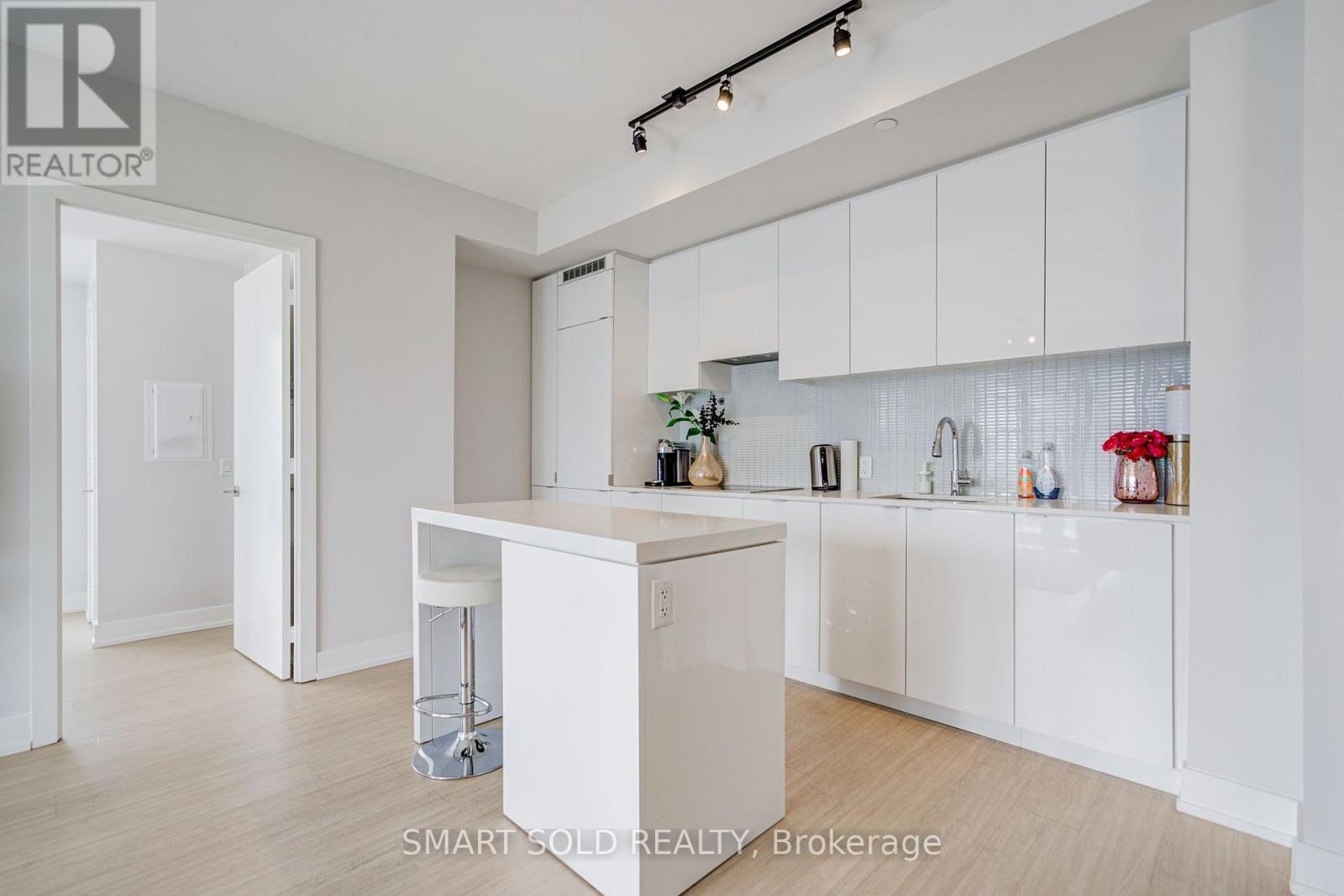 3211 - 7 Grenville Street, Toronto, Ontario  M4Y 0E9 - Photo 5 - C13840796
