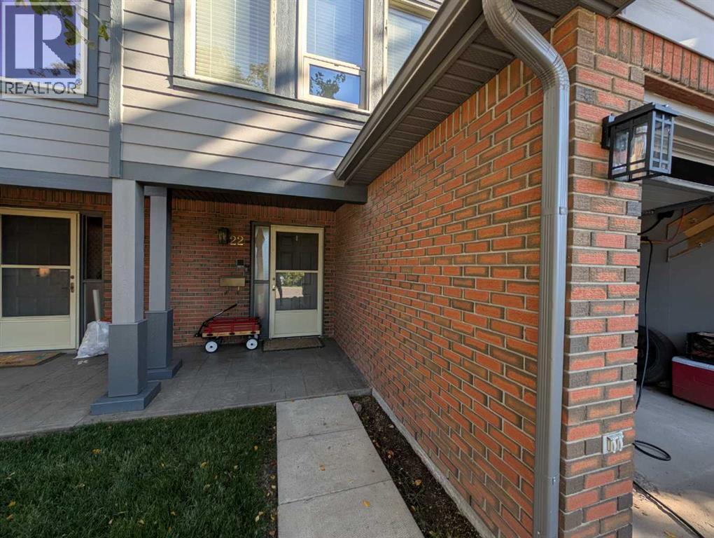 22, 64 Woodacres Crescent Sw, Calgary, Alberta  T2W 4V6 - Photo 10 - A2347505