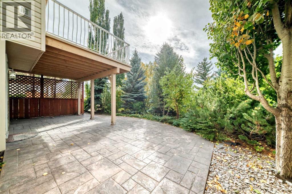 70 Country Hills View NW