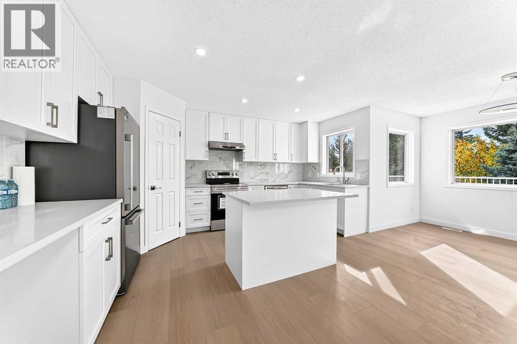 70 Country Hills View NW