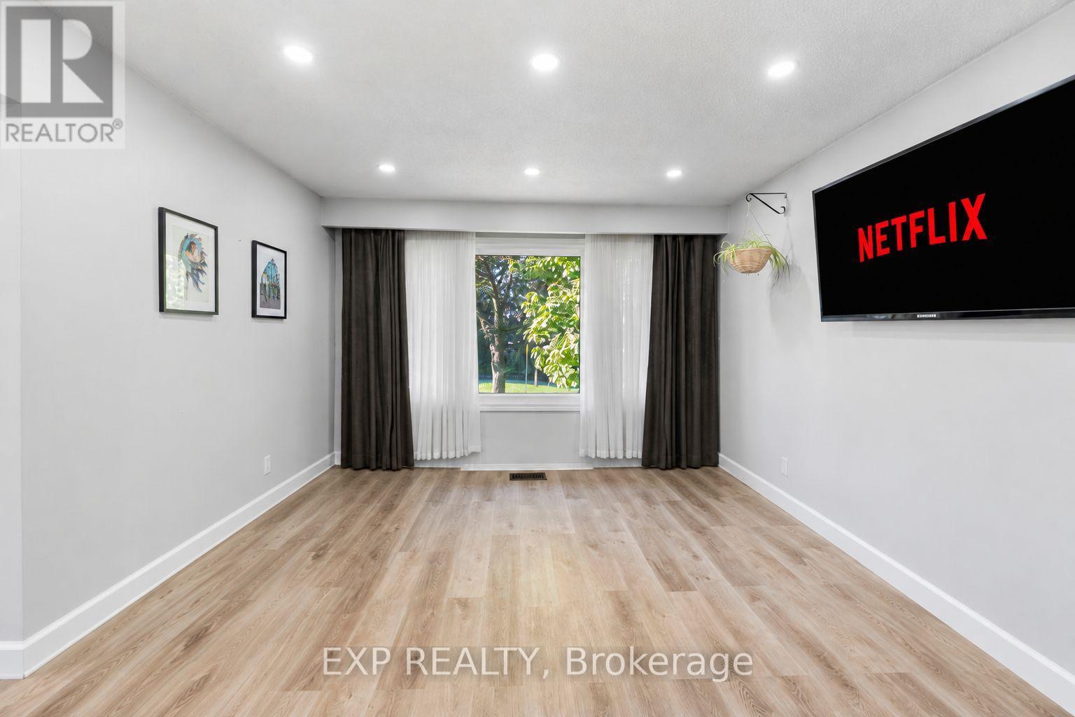 167 Sinclair Avenue, Oshawa, Ontario  L1J 1W1 - Photo 5 - E13840588