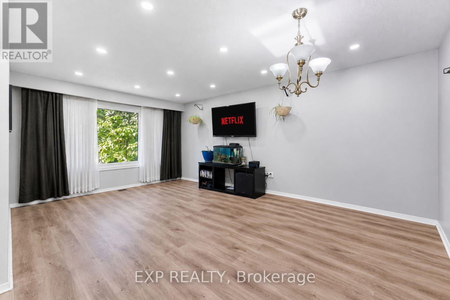 167 Sinclair Avenue, Oshawa, Ontario  L1J 1W1 - Photo 6 - E13840588