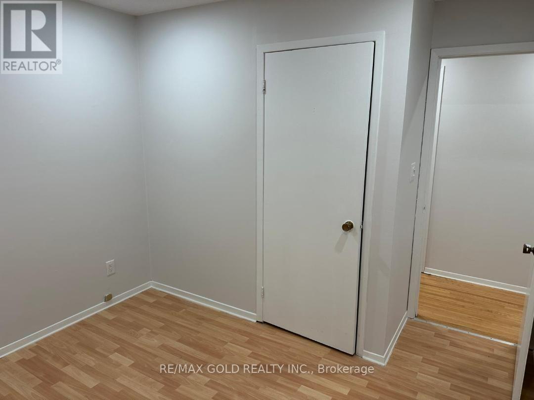 3rd Floor ( Upper Unit ) - 515 Stone Street, Oshawa, Ontario  L1J 1A4 - Photo 34 - E13840618
