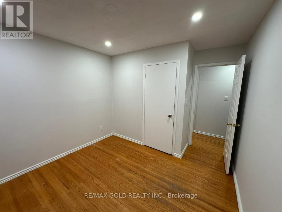 3rd Floor ( Upper Unit ) - 515 Stone Street, Oshawa, Ontario  L1J 1A4 - Photo 42 - E13840618