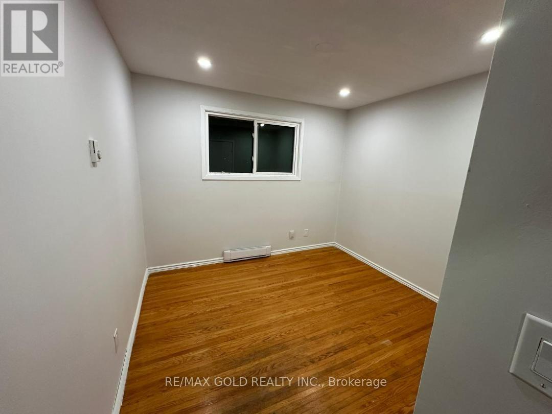 3rd Floor ( Upper Unit ) - 515 Stone Street, Oshawa, Ontario  L1J 1A4 - Photo 48 - E13840618
