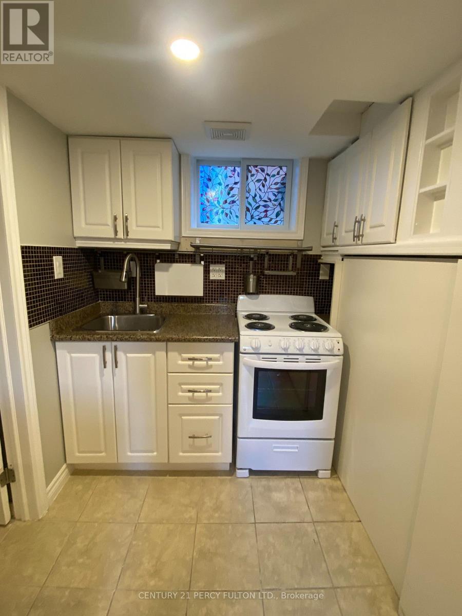 Lower - 119 Calais Street, Whitby, Ontario  L1N 5M3 - Photo 11 - E13840636