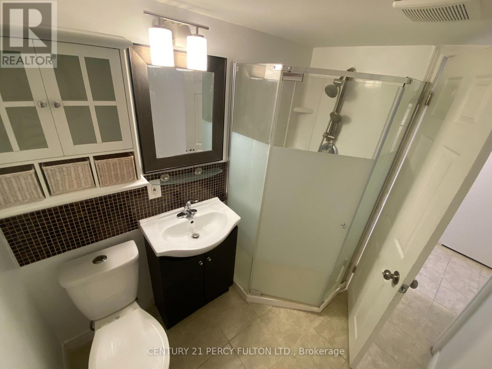 Lower - 119 Calais Street, Whitby, Ontario  L1N 5M3 - Photo 16 - E13840636